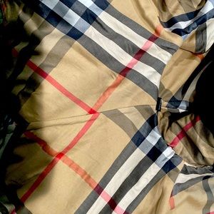 Infant/Toddler Burberry Cape gently used, in excellent condition.